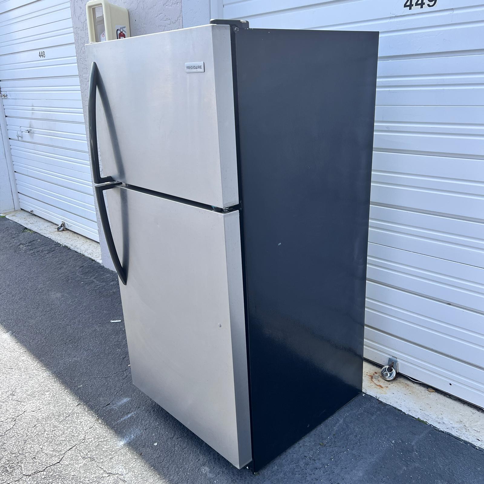 Frigidaire Stainless Steel Top and Bottom Refrigerator Frigidaire Stainless Steel Top and Bottom Refrigerator